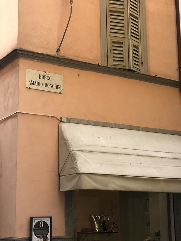 Il Tenore D'oro Centralissimo Apartamento Parma
